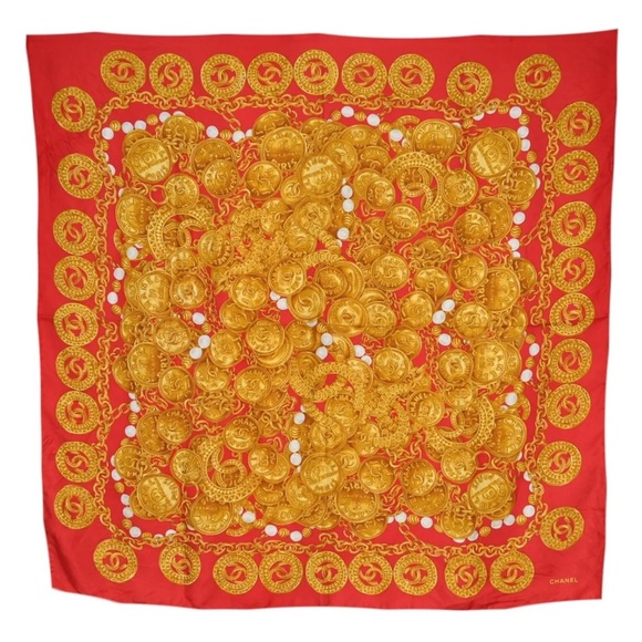 CHANEL SILK STATEMENT SCARF W34.3"xH34.3"